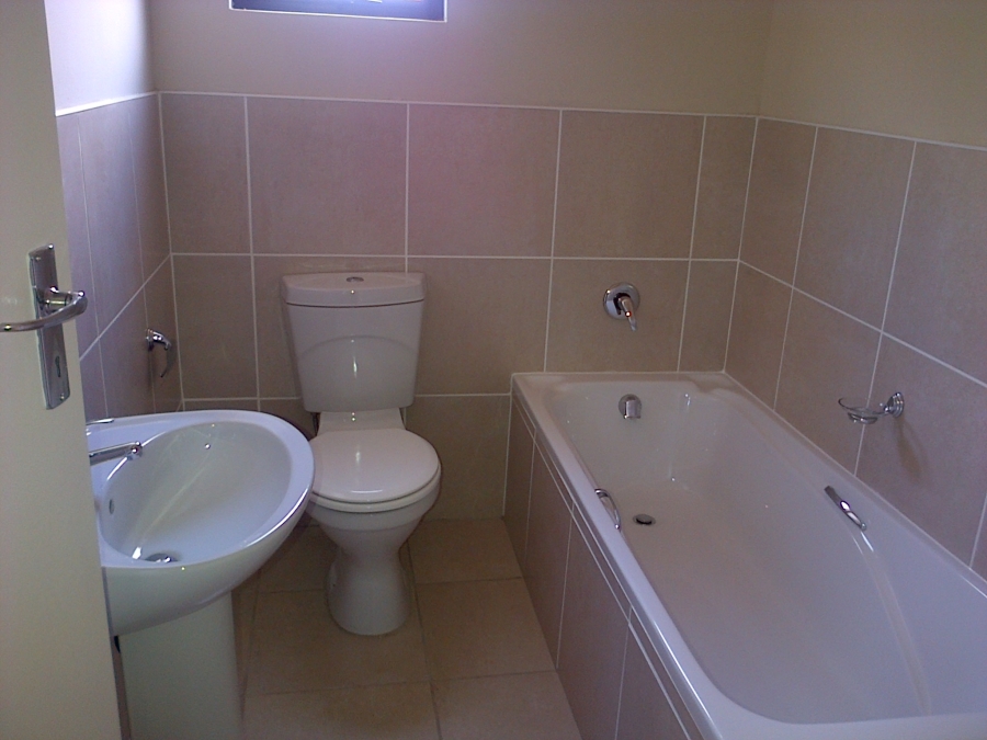 To Let 3 Bedroom Property for Rent in Haven Hills Eastern Cape
